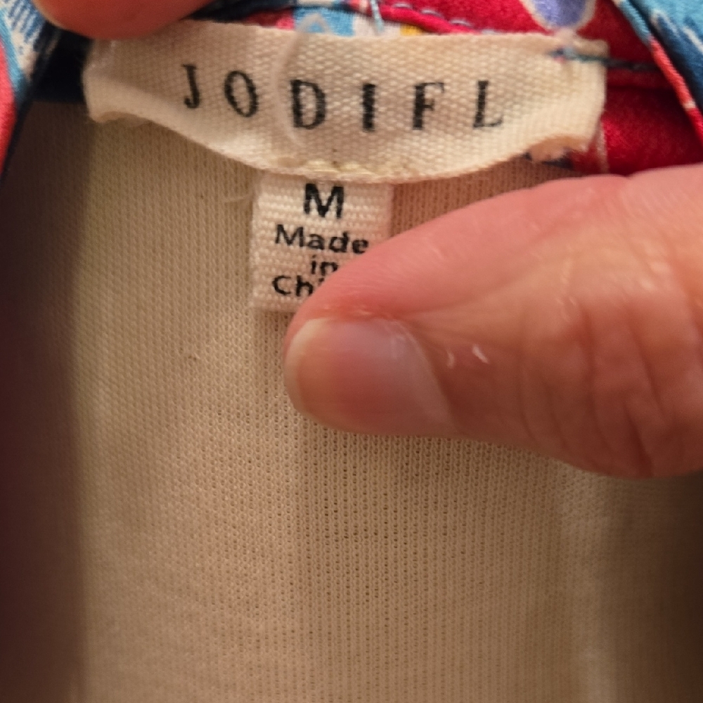 JODIFL Short Sleeve Blouse - Picture 3 of 8